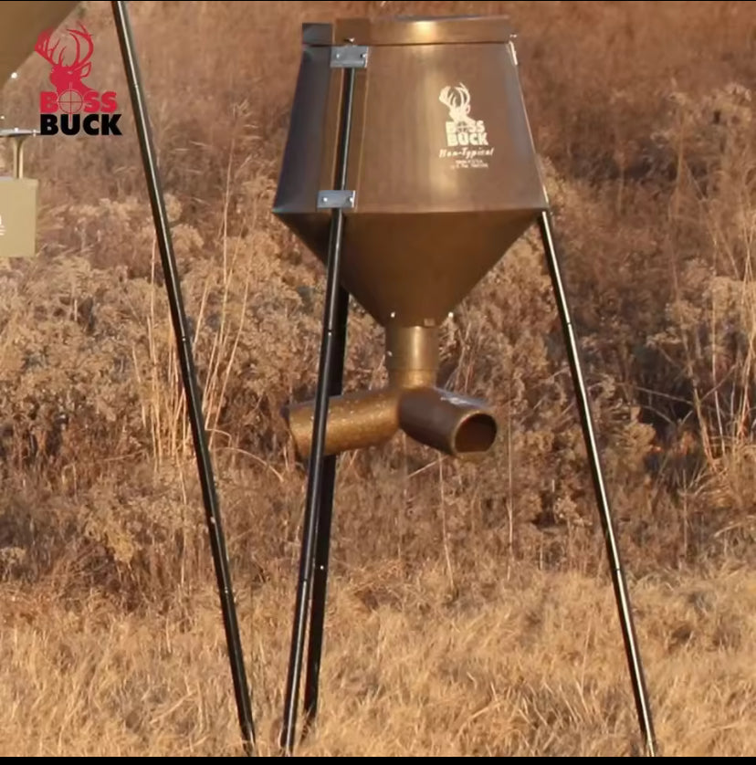 200 LB Deer Feeder/Hunting Durable Lightweight Plastic UV Protected Windproof Waterproof Gravity Feed System